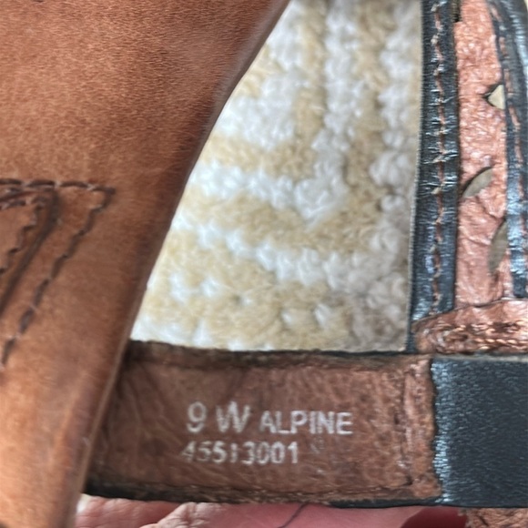 Naya Brand Boho Black Laser Cut Leather Block Heeled Sandals SZ 9 - Picture 12 of 13